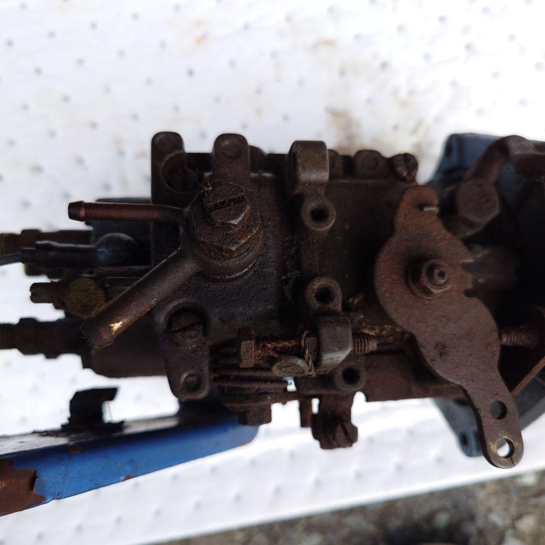 いすゞディーゼル燃料噴射ポンプ