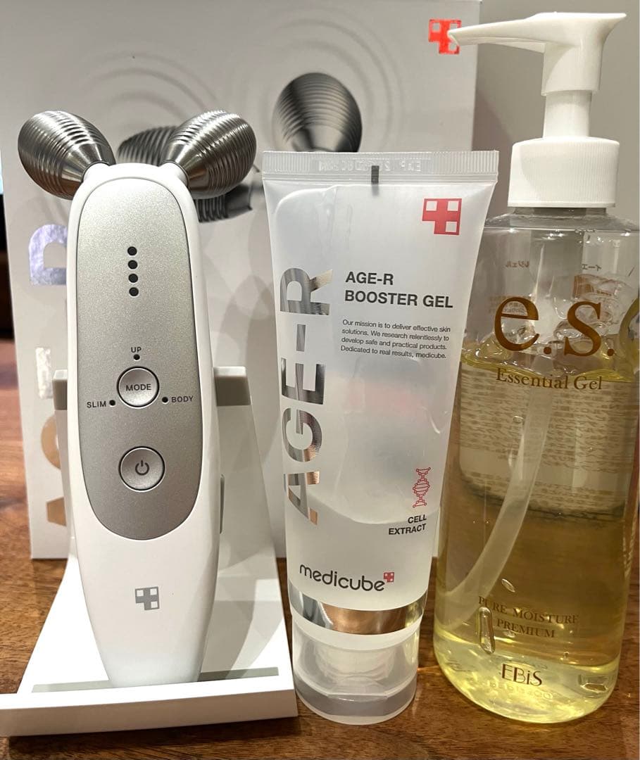 メディキューブ AGE-R EMSダーマショット