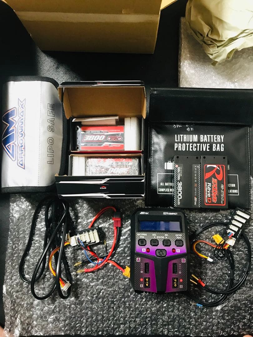 ラジコンカー　ドリフトカー hitec reveD sunpadow