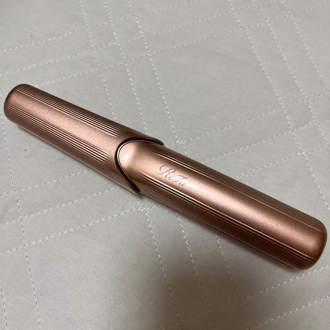 【美品、未使用】Refa 持ち運び ヘアアイロン