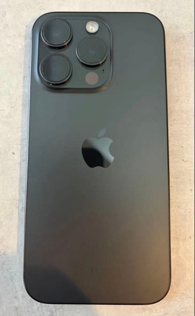 Apple iPhone 15Pro 本体