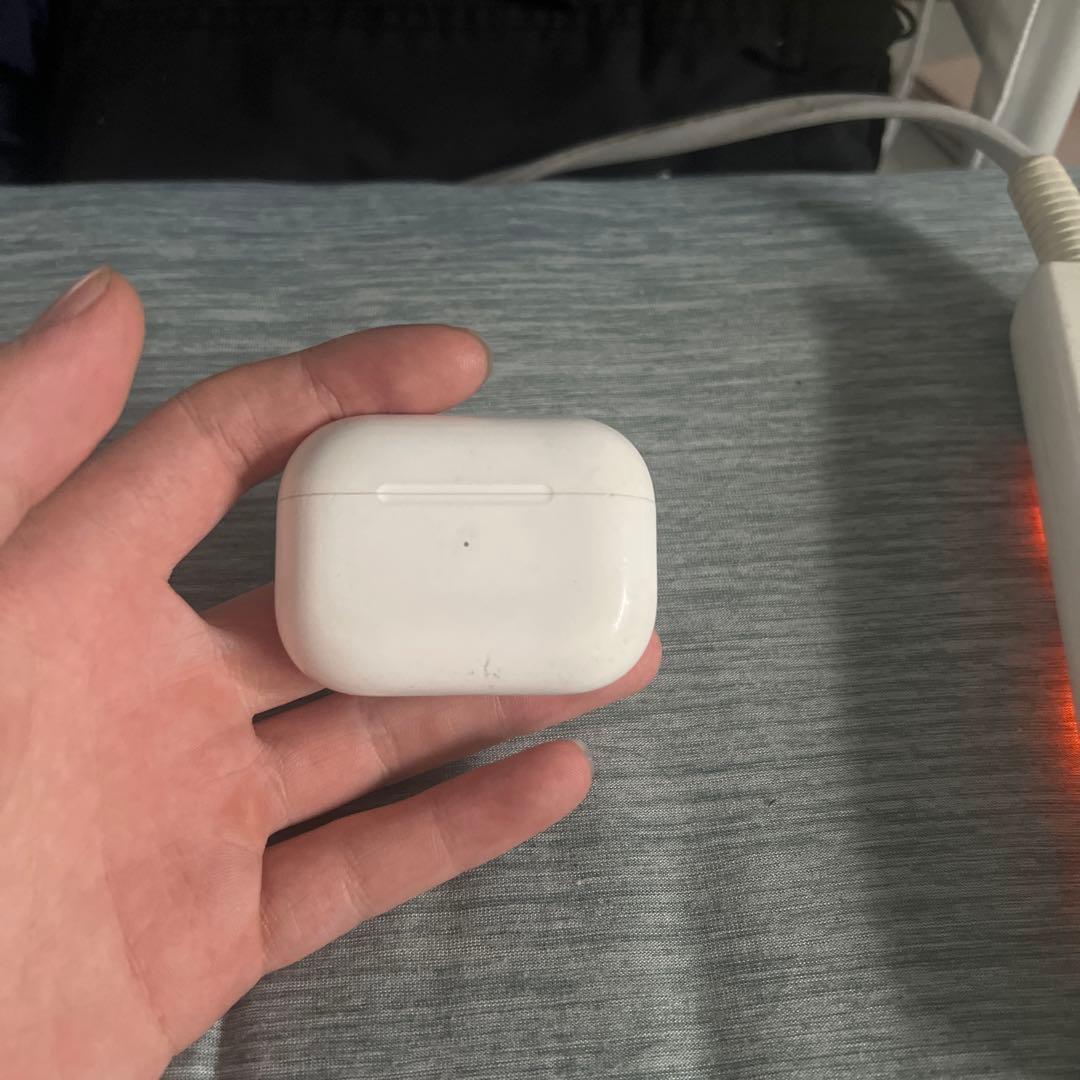 AirPods Pro 本体 ホワイト