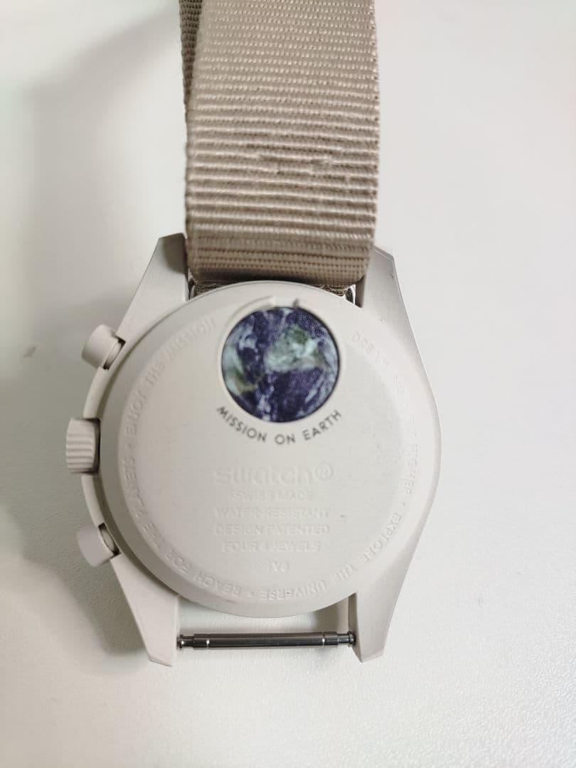 omega swatch mission on earth desert　オメガ