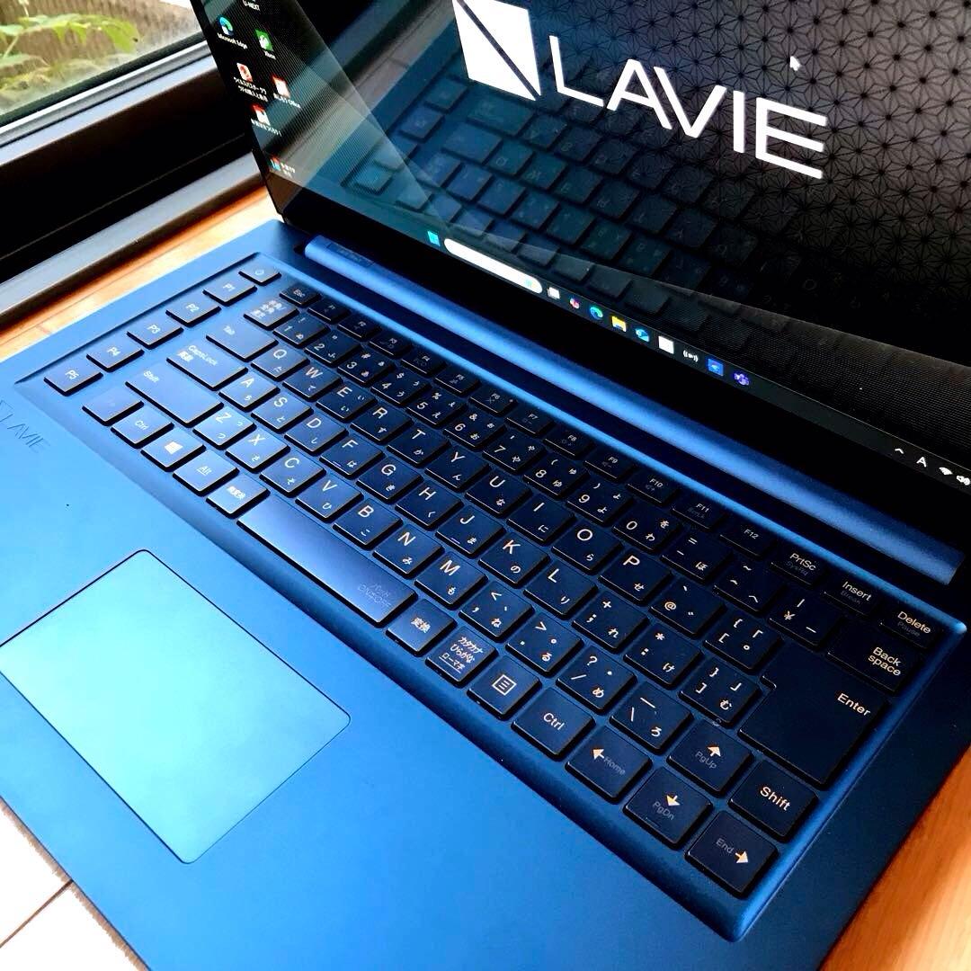 NEC LaVie VEGA Direct 4K【プレミアムミラーガラス天板】