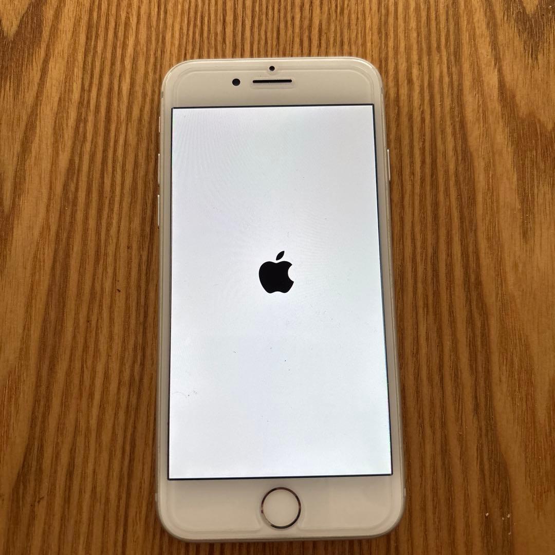 Apple スマートフォン iPhone 8 シルバー 本体