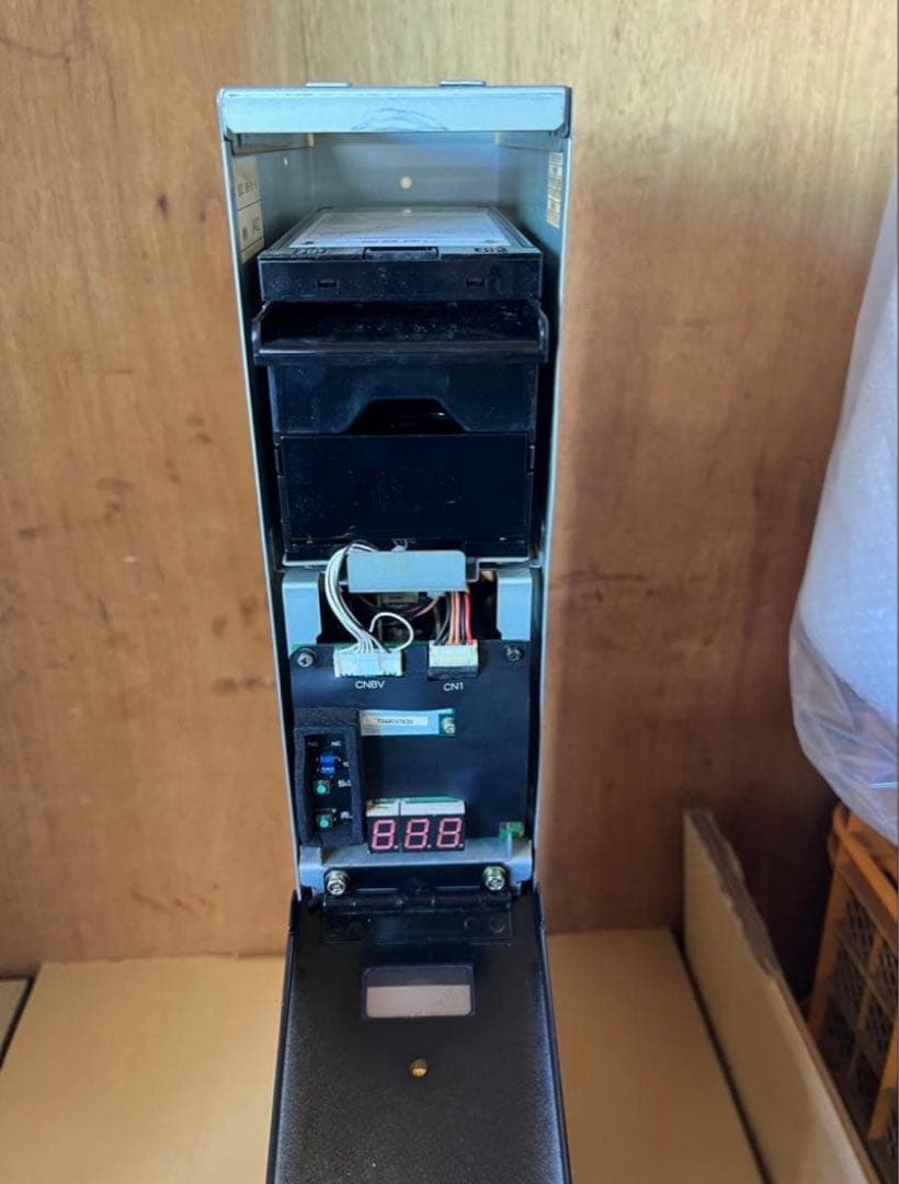 両替機　グローリーEMS-7両替機　令和6年新札対応識別機　ビルバリ　領収書OK