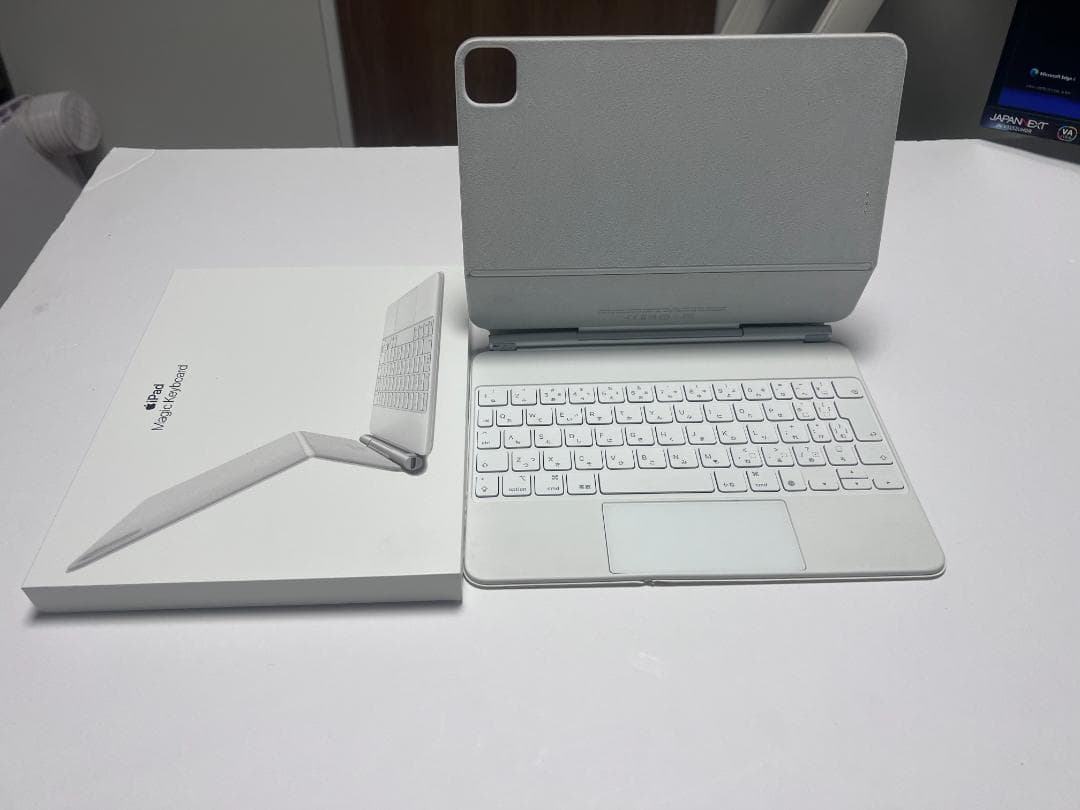 iPad Magic Keyboard 11インチ