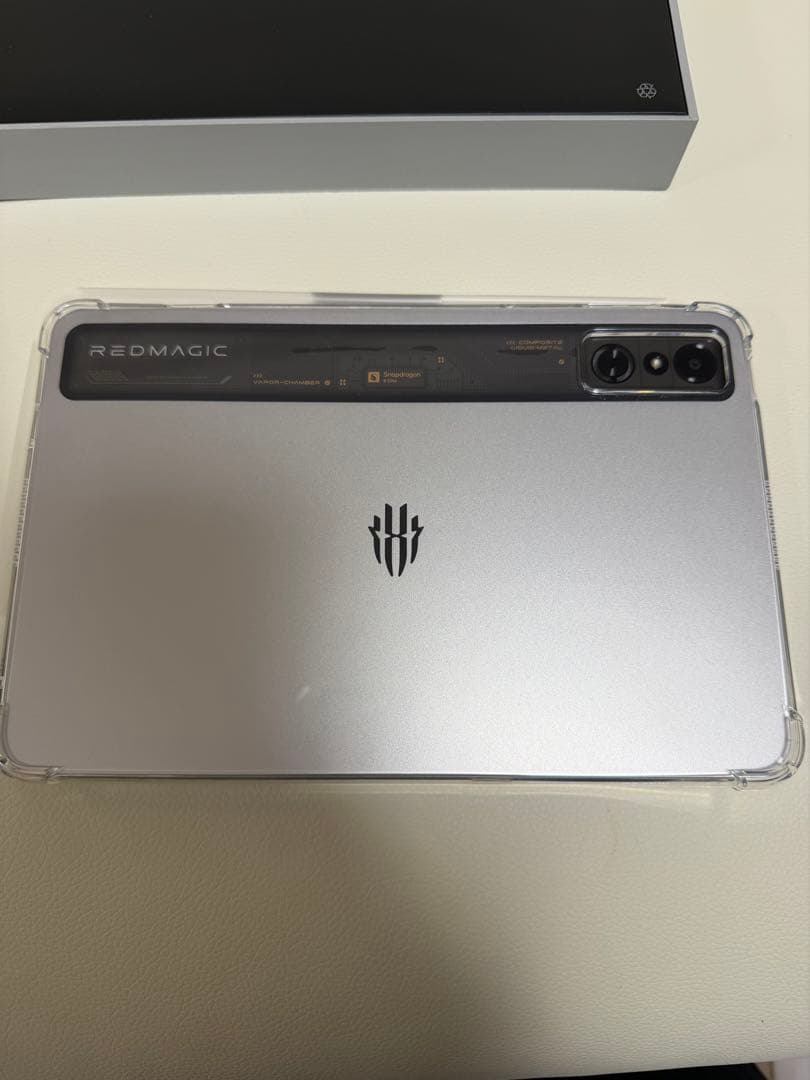 国内版 Redmagic Astra 12GB/256GB シルバー おまけ付