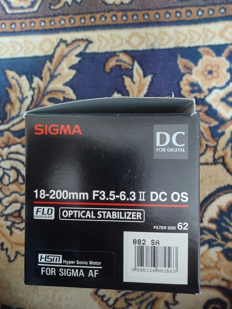 未使用　SIGMA 18-200mm F3.5-6.3 II DC OS