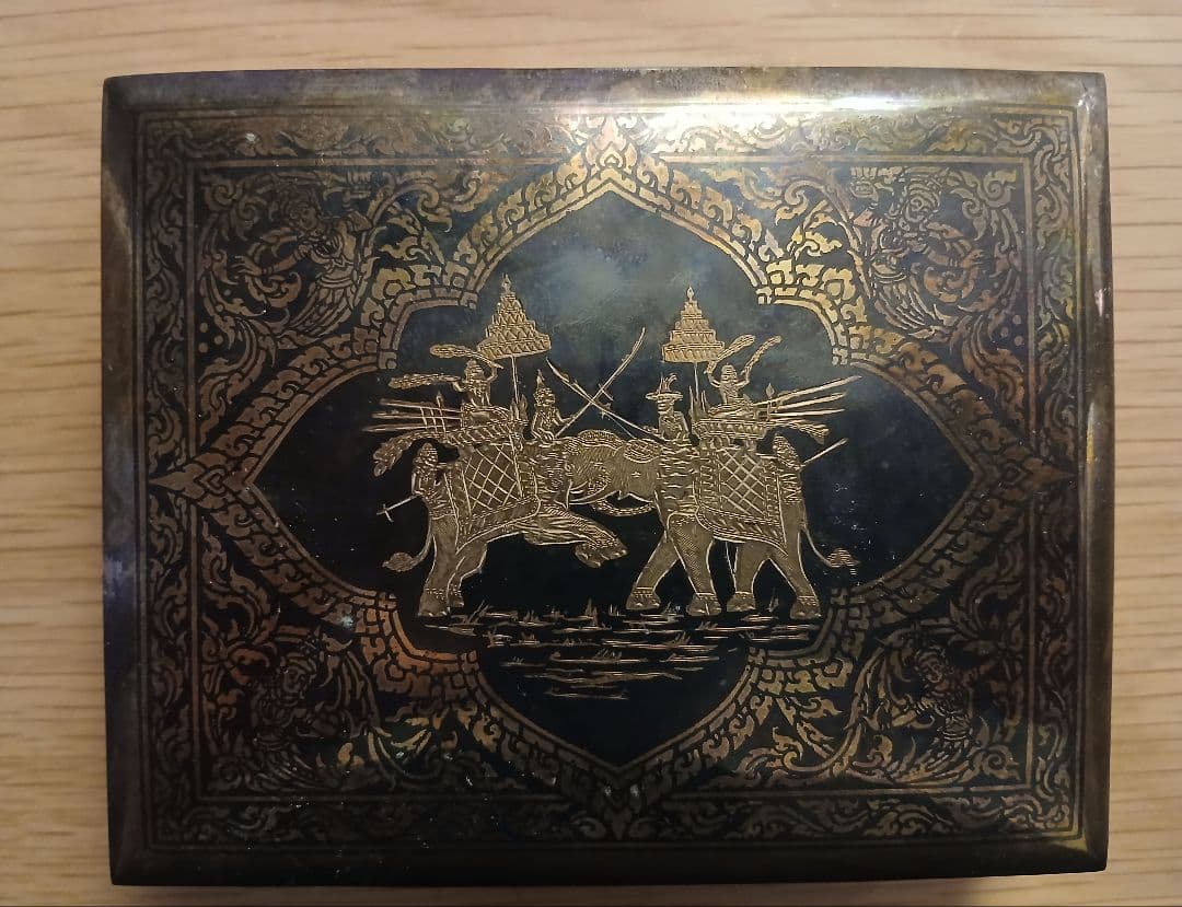 希少なテスト済み880シルバータイサイアムニエロボックス