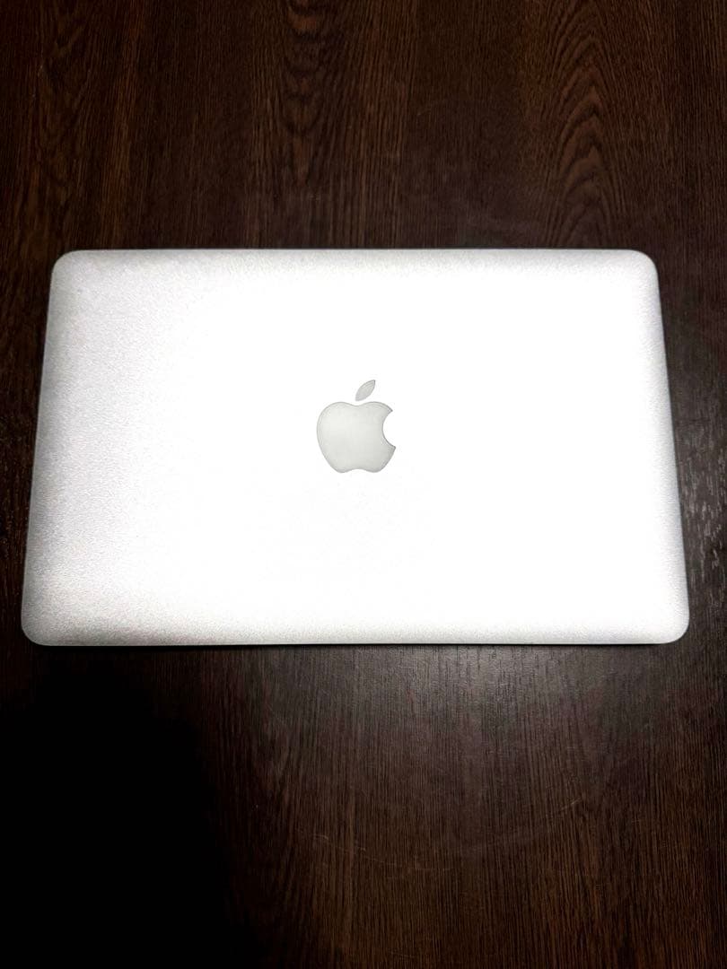 MacBook Air 11インチ i5 SSD128GB