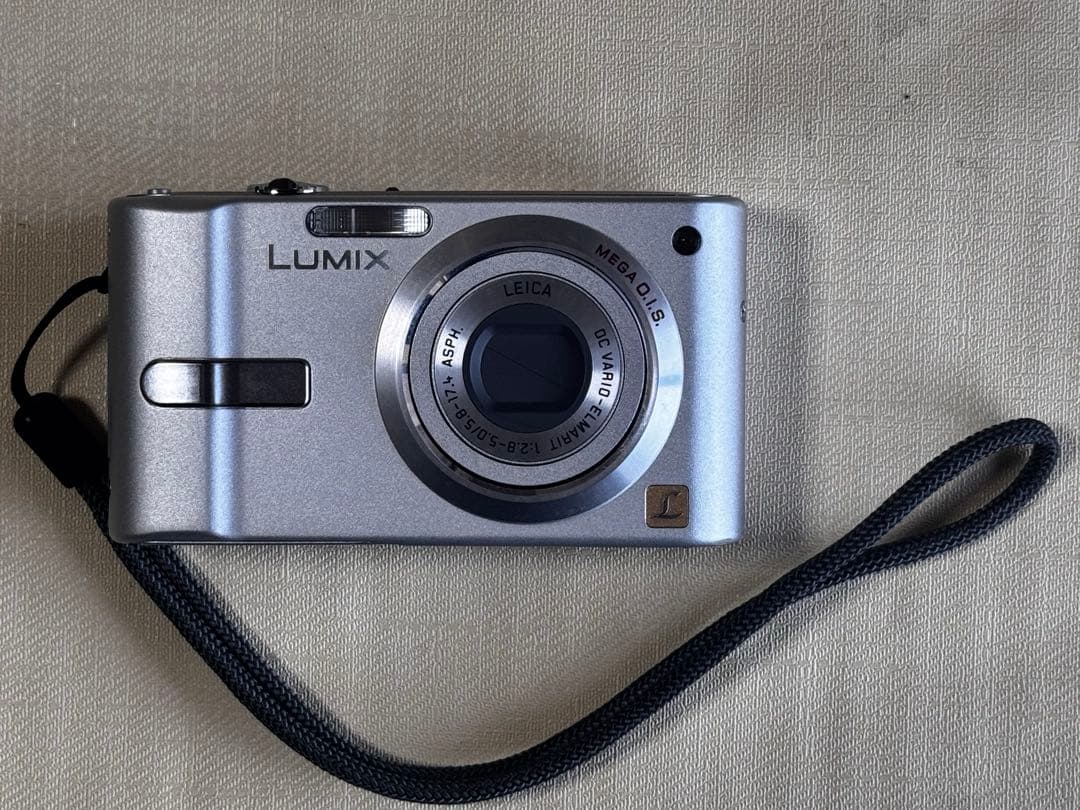 Panasonic DMC-FS2シルバー コンパクトデジタルカメラ