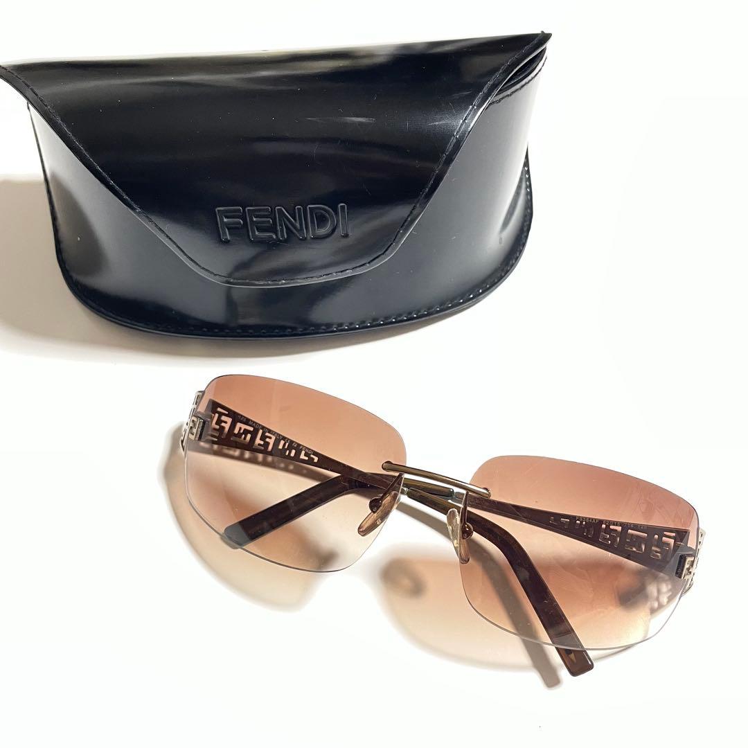 FENDI フェンディ ズッカ柄 ブラウン ゴールド サングラス