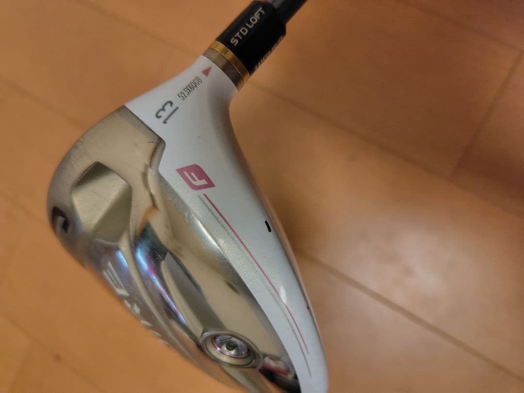 TaylorMadeのGLOIRE F ドライバー