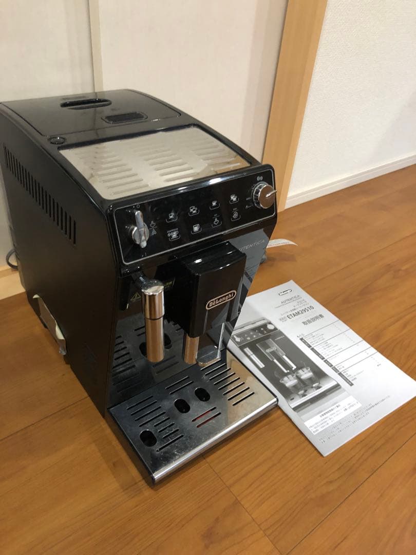 デロンギエスプレッソマシン　イタリア製 デロンギ ETAM29510B