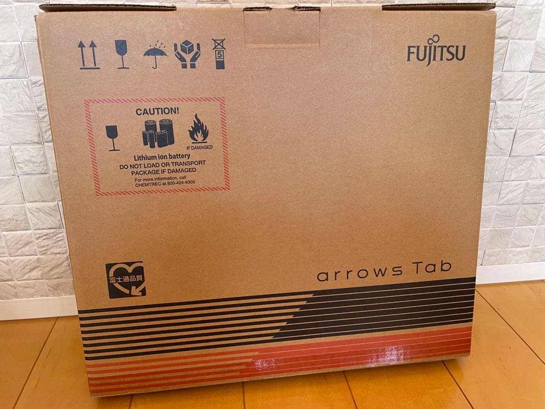 Windowsタブレット Arrows tab RH77 富士通