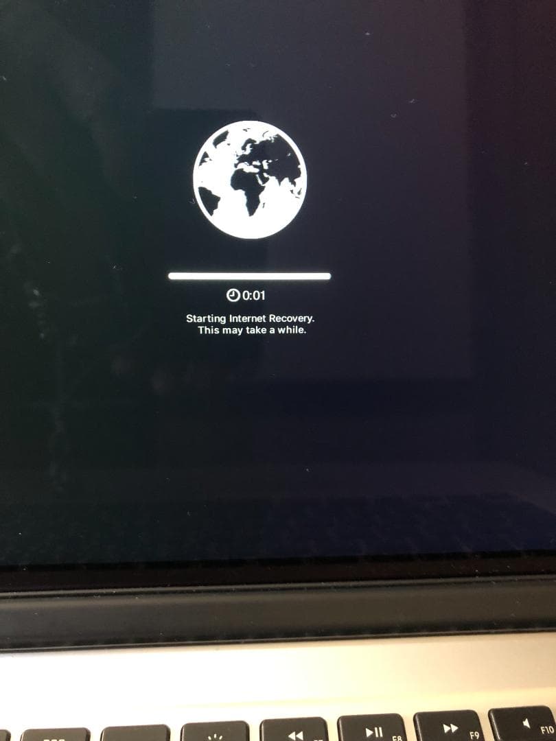 MacBook Pro Retina 15インチ Mid2015・C7／16GB