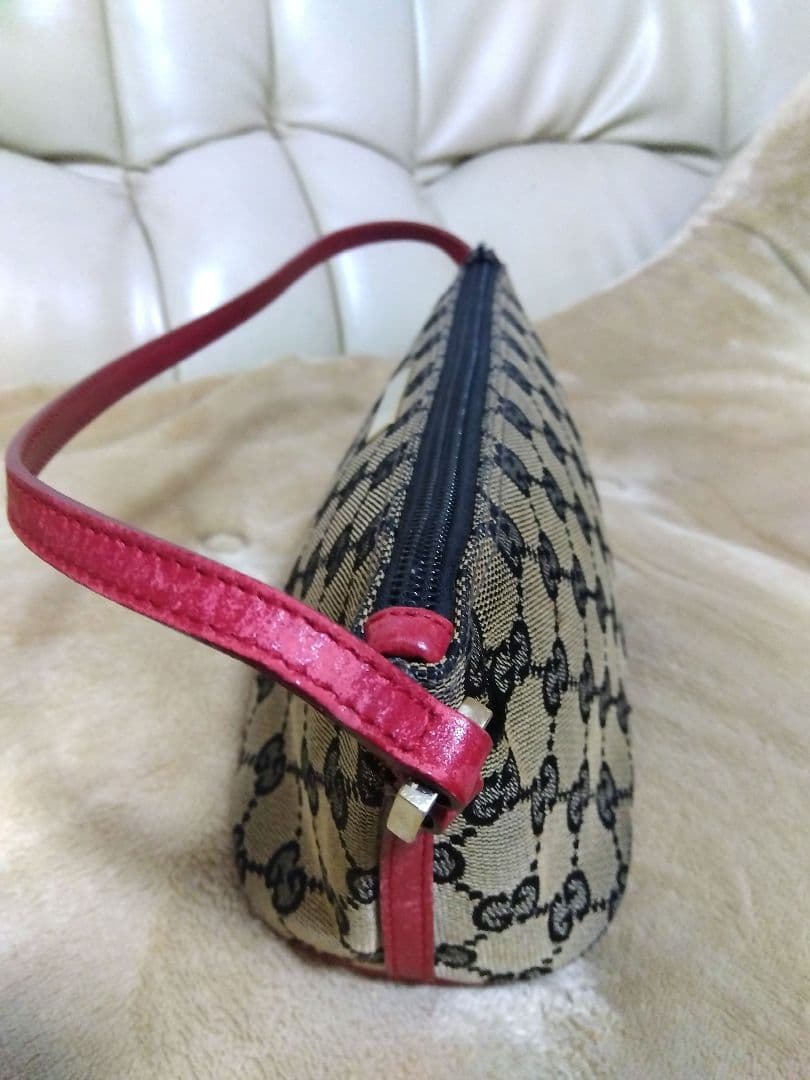 GUCCI グッチGG柄アクセサリーポーチ