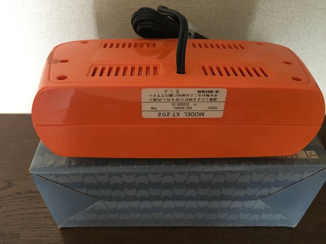 【新品未使用品】極希少　LUMITIME デジタル置時計 オレンジ