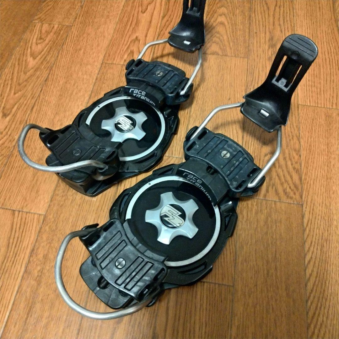 FZ2 レースチタニウムアルペンボードビンディング