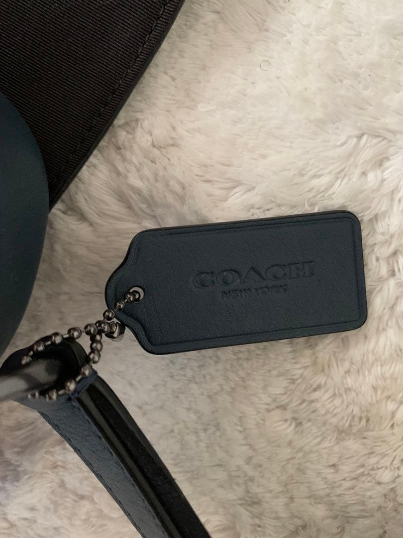 COACH メッセンジャーバッグ 合成皮革 ロゴ入り 保存袋付き✴︎美品✴︎