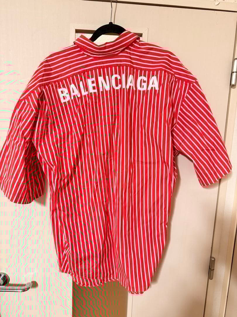 ◉*可様 【週末限定値下げ】バレンシアガ BALENCIAGA ロゴ ストライプ