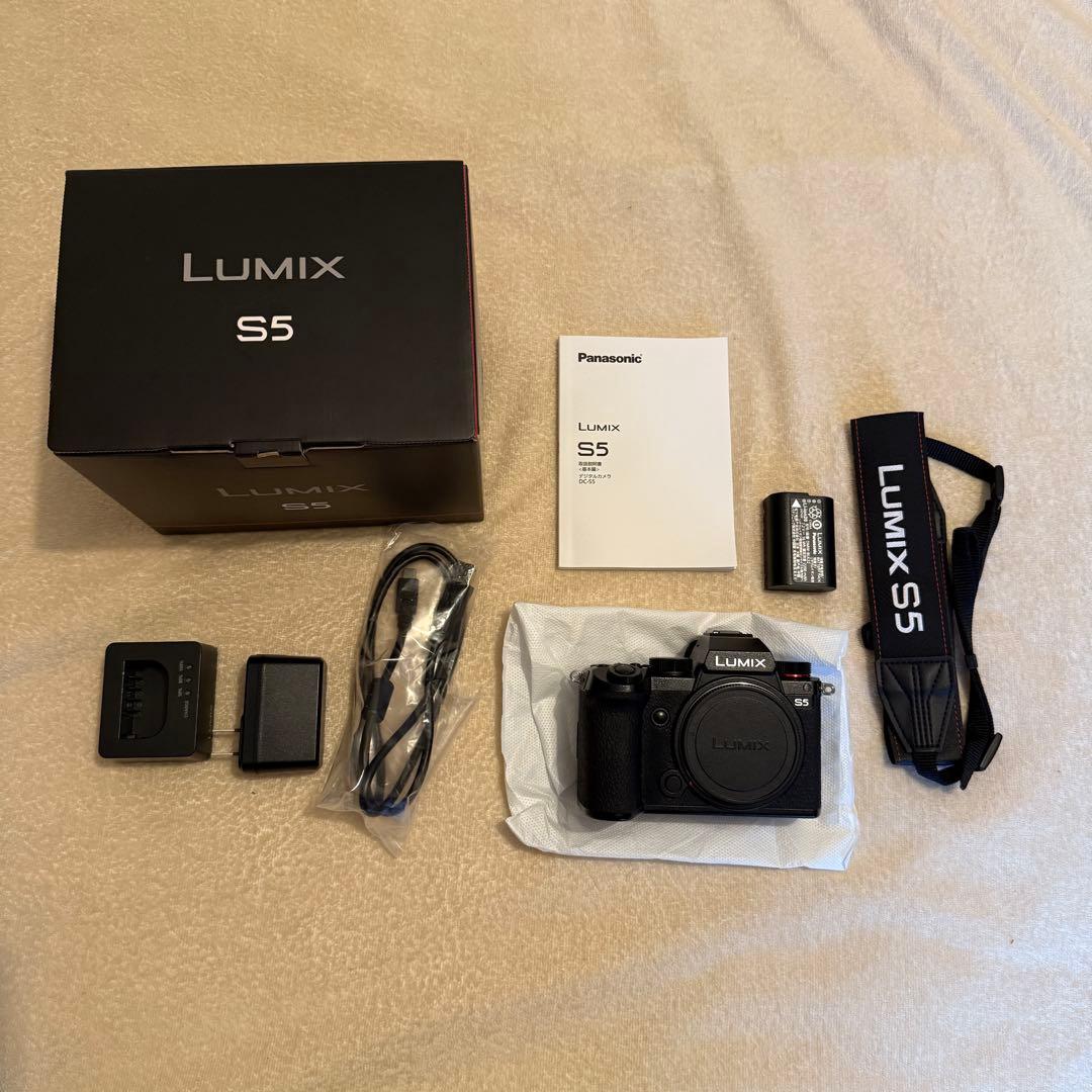 Panasonic LUMIX DC-S5 ボディのみ