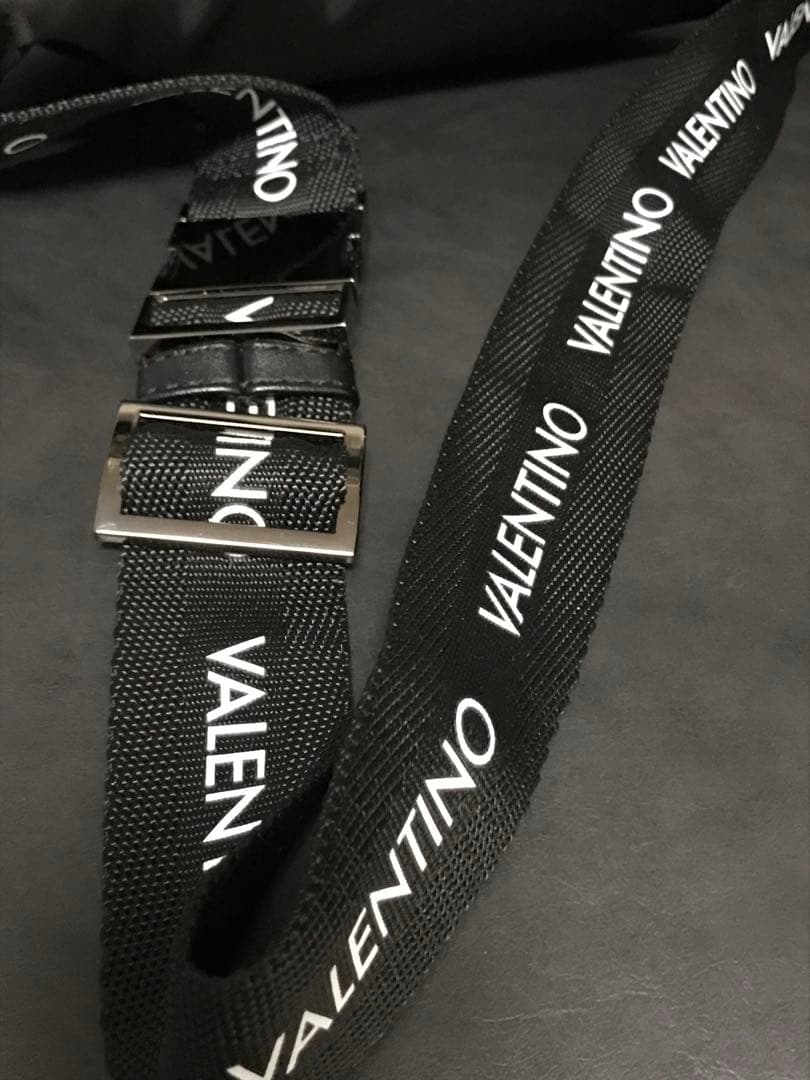 極美品⭐︎ マリオ ヴァレンチノ　ボディバッグ　ウエストバッグ　ウエストポーチ