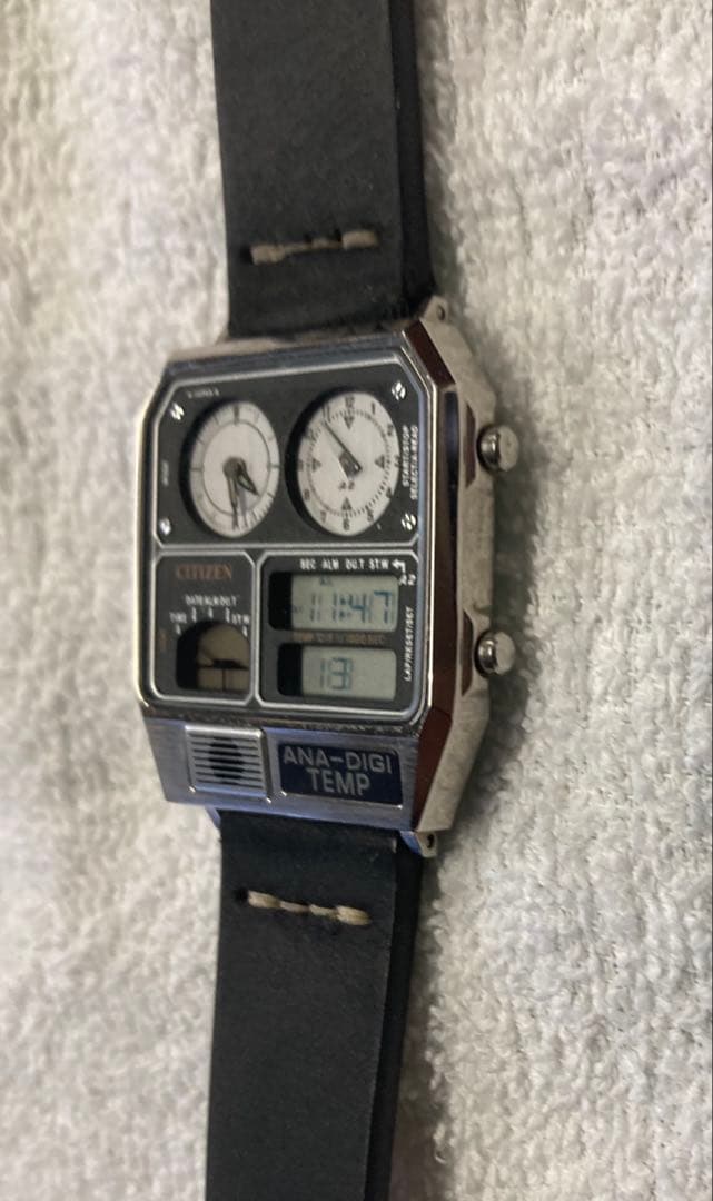 シチズン　アナデジテンプ　社外革ベルト