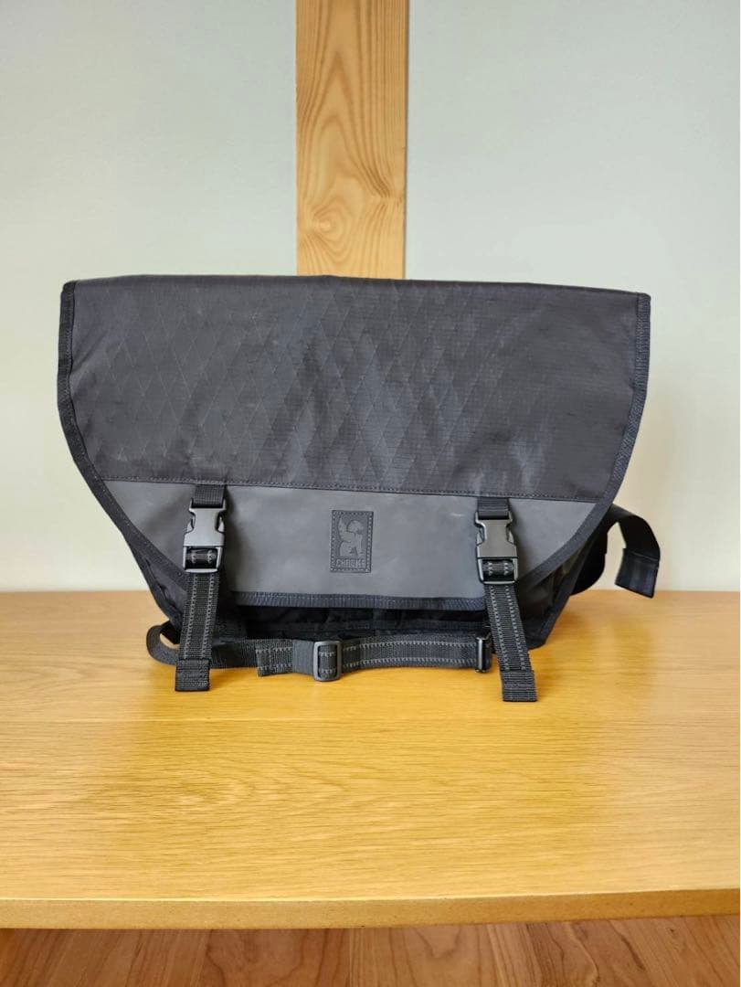 CHROME メッセンジャーバッグ ブラック　美品　15L