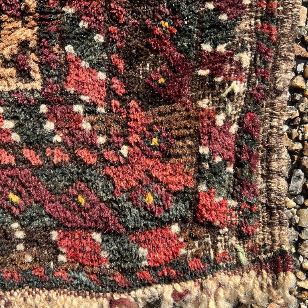 年末セール☆アンティーク絨毯 バルーチ族 バーリシトの袋表 手織りトライバルラグ