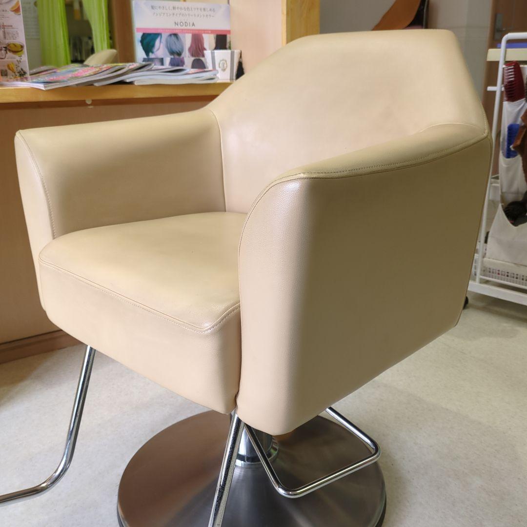 【中古】タカラベルモントスタイリングソファ セットイス チェア モーブ ベージュ