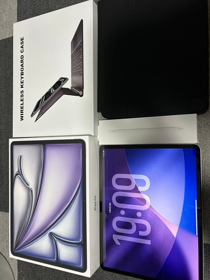 iPad Air M3 13インチ256GBキーボードとApple pencil