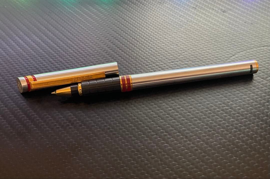 Ferrari メタリックボールペン