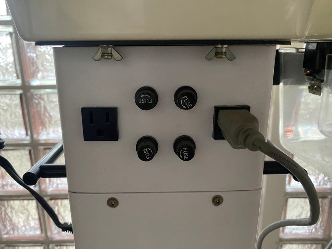 AGLEX ESTRIO 5000 AGX M-1X スチーマー 美容機器