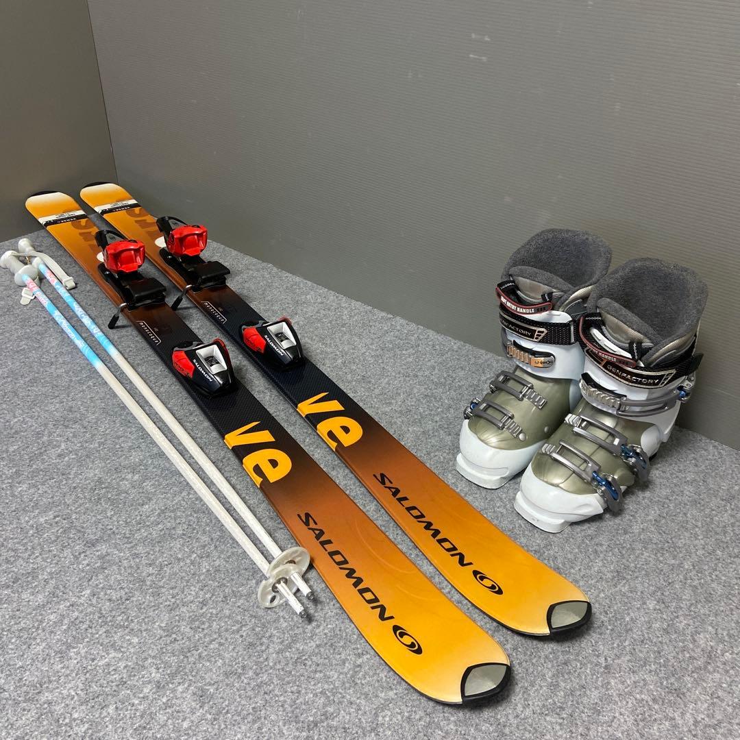 ★小柄な方向け★メンテ済　スキーセット 板サロモン140cm ブーツ23.5cm