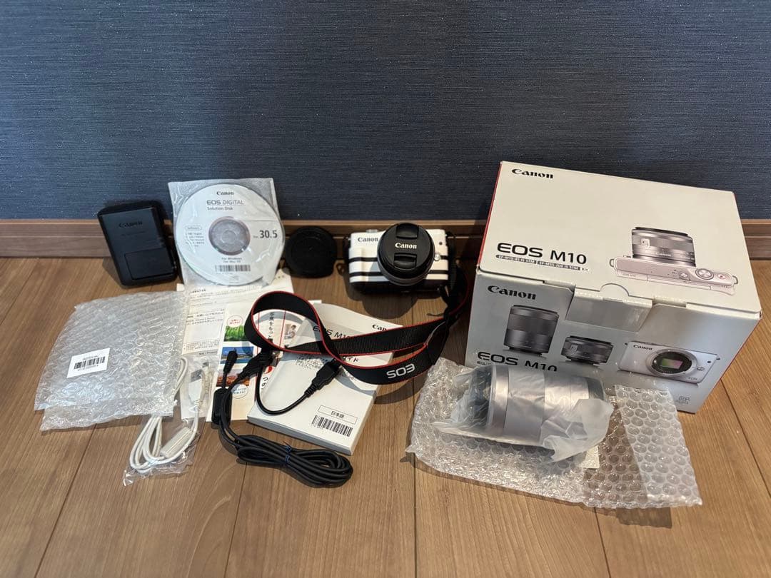 Canon EOSM10 ダブルレンズキット ホワイト
