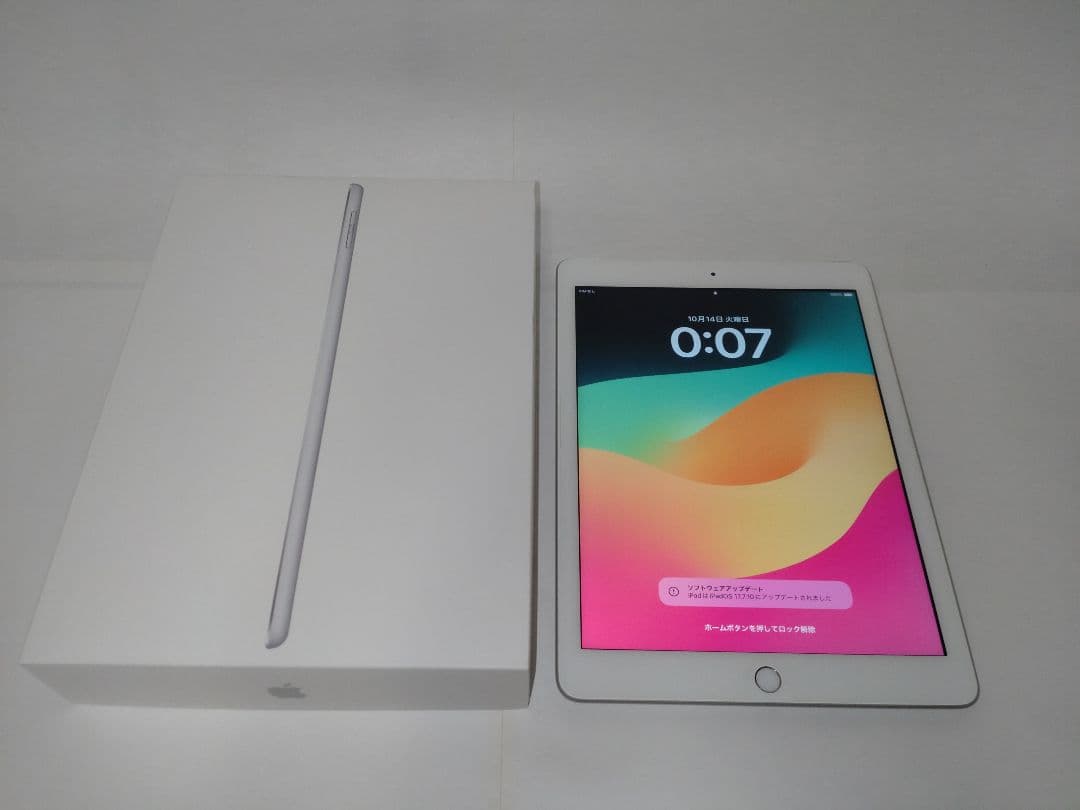 よ*し様 Apple iPad (第6世代 WiFi+Cellular 32GB