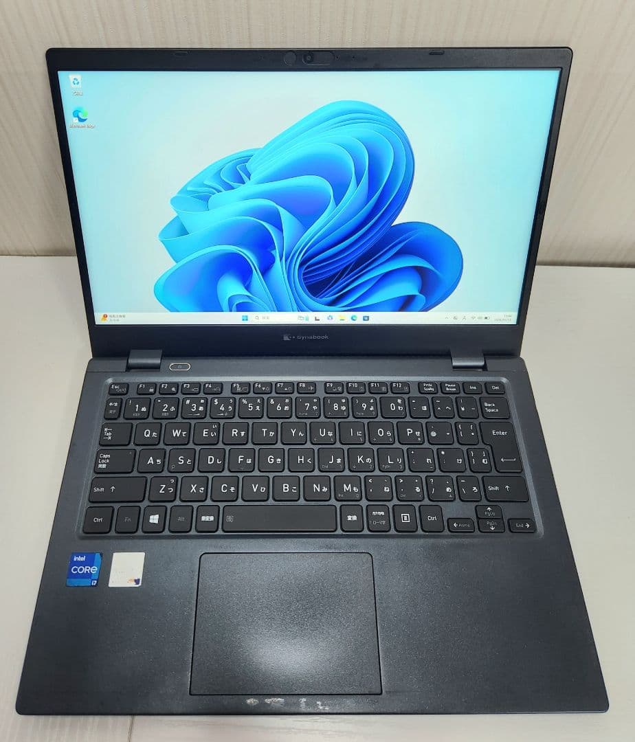 dynabook G83 第11世代Corei7 16GB 512GB IGZO