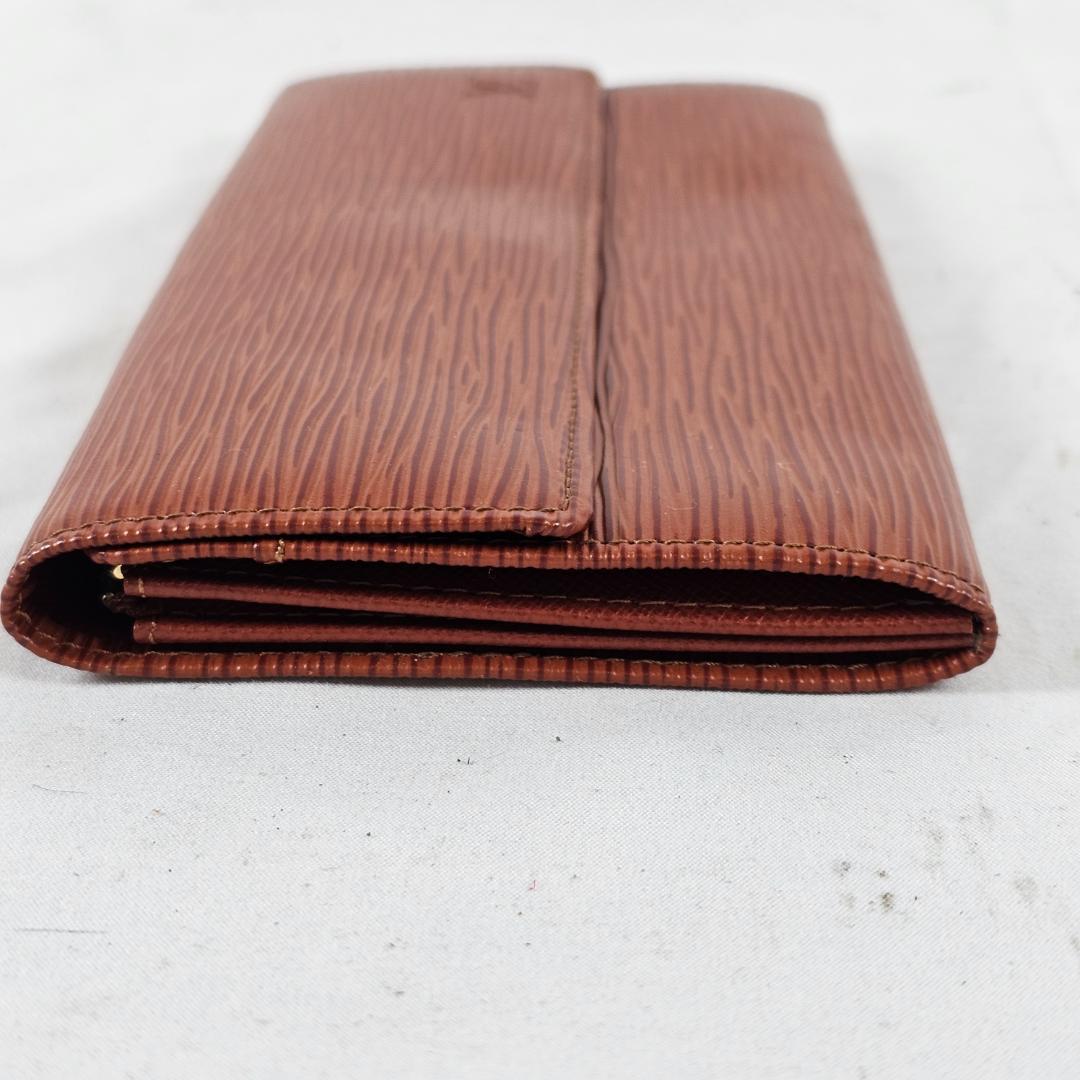 ルイヴィトン 長財布 エピ ポルトフォイユ サラ ケニアブラウン 茶