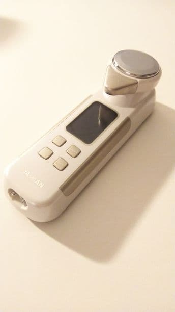 美顔器（ヤーマン プラチナホワイトソニックHSl―13）