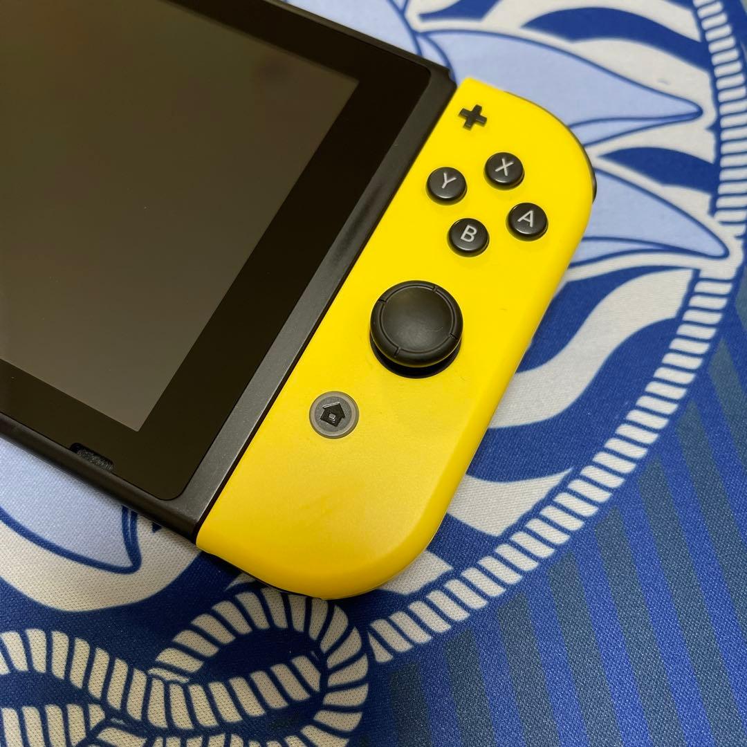 レッツゴーピカチュウ　ミュウ入りモンスターボールPlus付