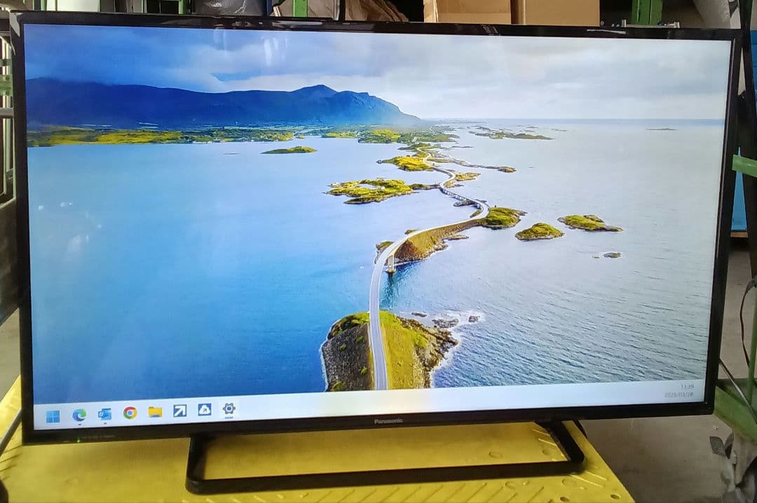 43インチ液晶テレビ Panasonic TH-43F300HT2020年製 ⑱