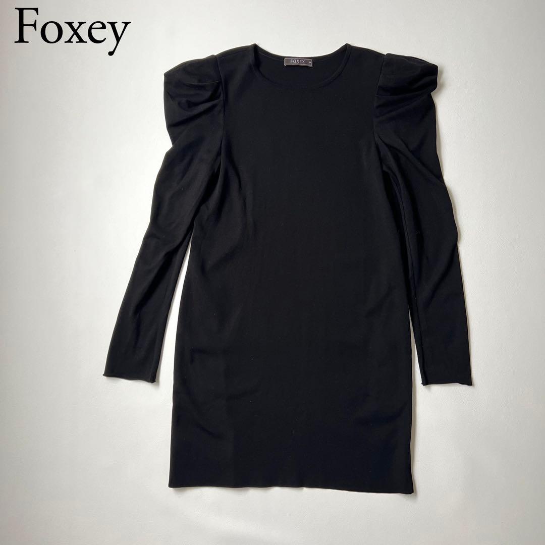 美品　Foxey フォクシー　ニットワンピース　パワーショルダー　ブラック　38
