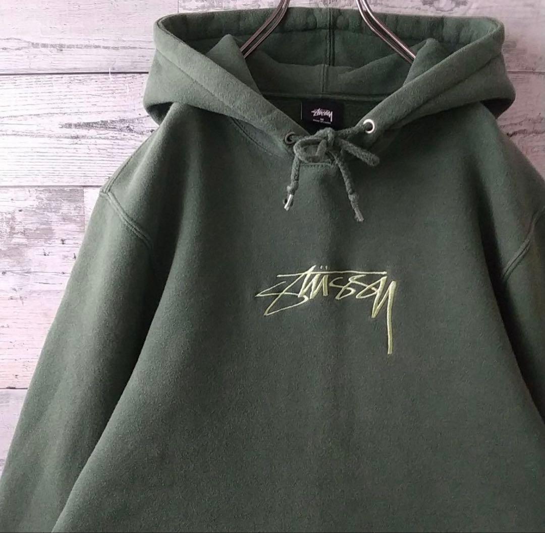 X*様 人気☆ステューシー 刺繍 センターロゴ ショーンフォント パーカー M