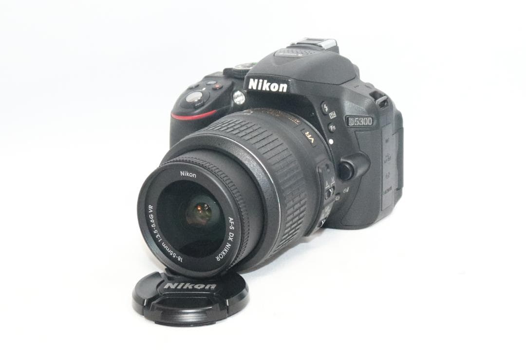 新品級⭐S回数434回⭐大人気 Nikon D5300 ⭐初心者キット⭐一眼レフ