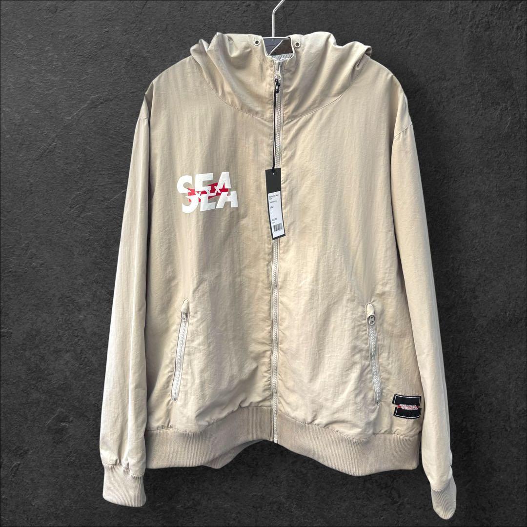 WIND AND SEA x GOD SELECTIONナイロンパーカー　グレー