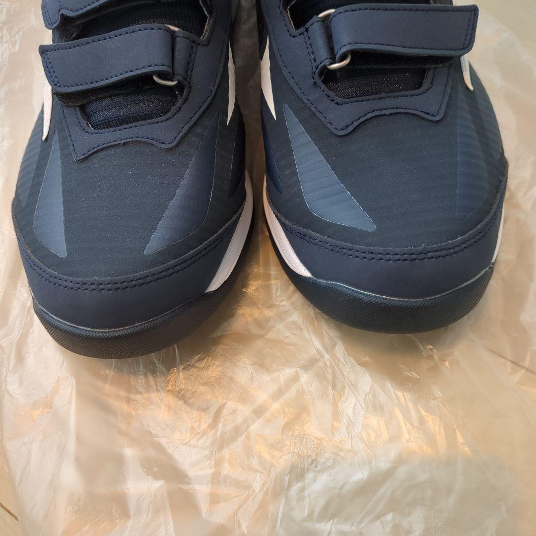 Mizuno ウエーブライトレボランエリート　トレーニングシューズ