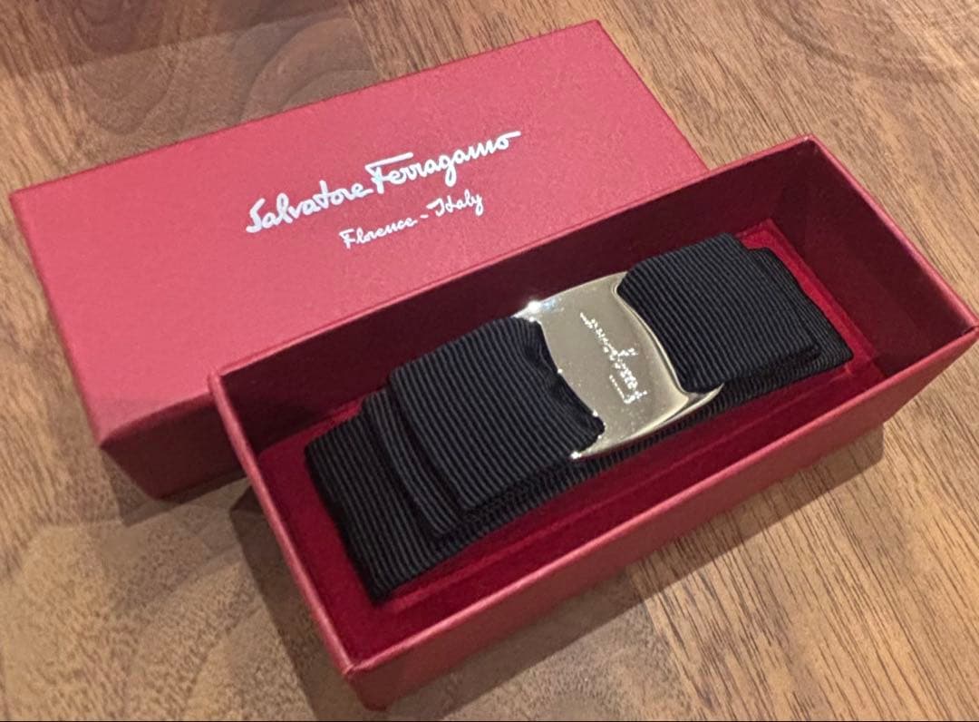 美品Salvatore Ferragamo フェラガモ　バレッタ