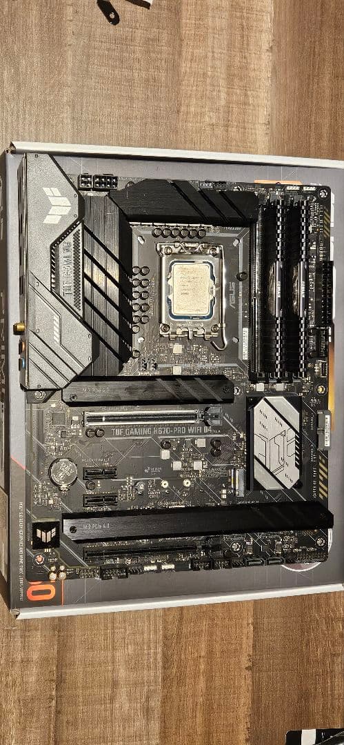 Corei7-13700K + H670マザボ + 32GB(16×2) メモリ